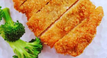 Cotolette in friggitrice ad aria, queste sono così leggere che possono volare: perfette per la dieta